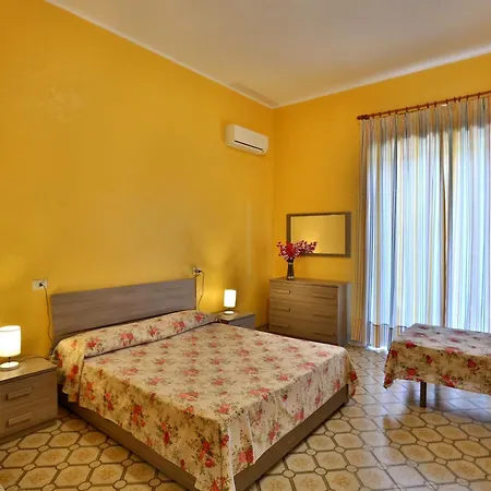 Casa vacanze Re Sole La - Casa U R A N O Avola